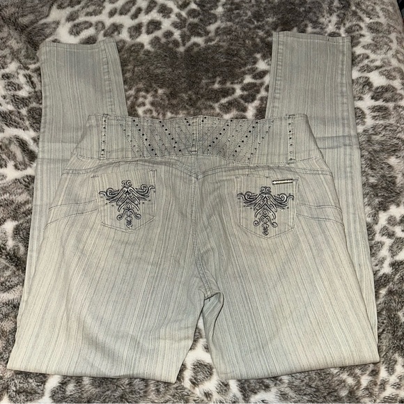 Romántica Jeans - Picture 4 of 4